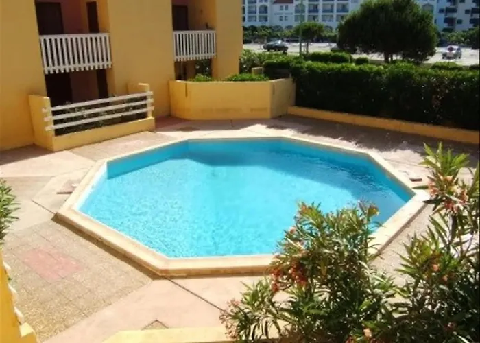 Διαμέρισμα Cozy Et A Pied, Havre De Paix Avec Piscine *